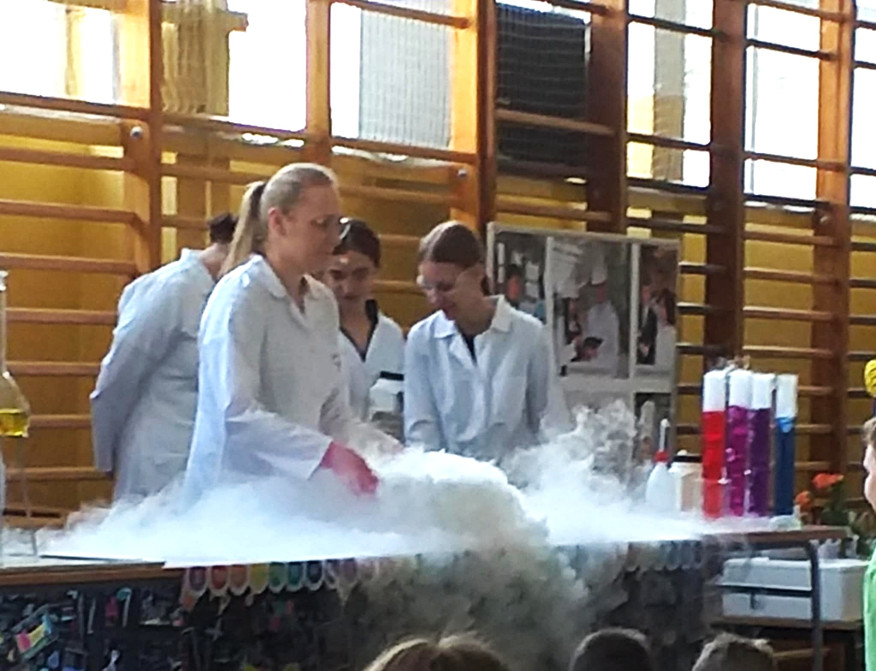 Pokazy z chemii